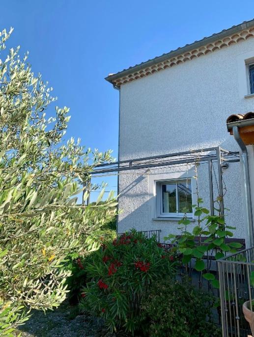 Charmante Chambre Dans Une Maison De Campagne Saint-Étienne-de-Fontbellon Exterior foto
